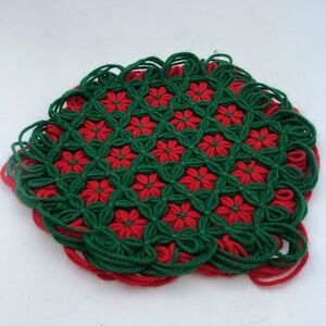 Vintage Homemade Crochet Red & Green Christmas Holiday Table Mat Poinsettia